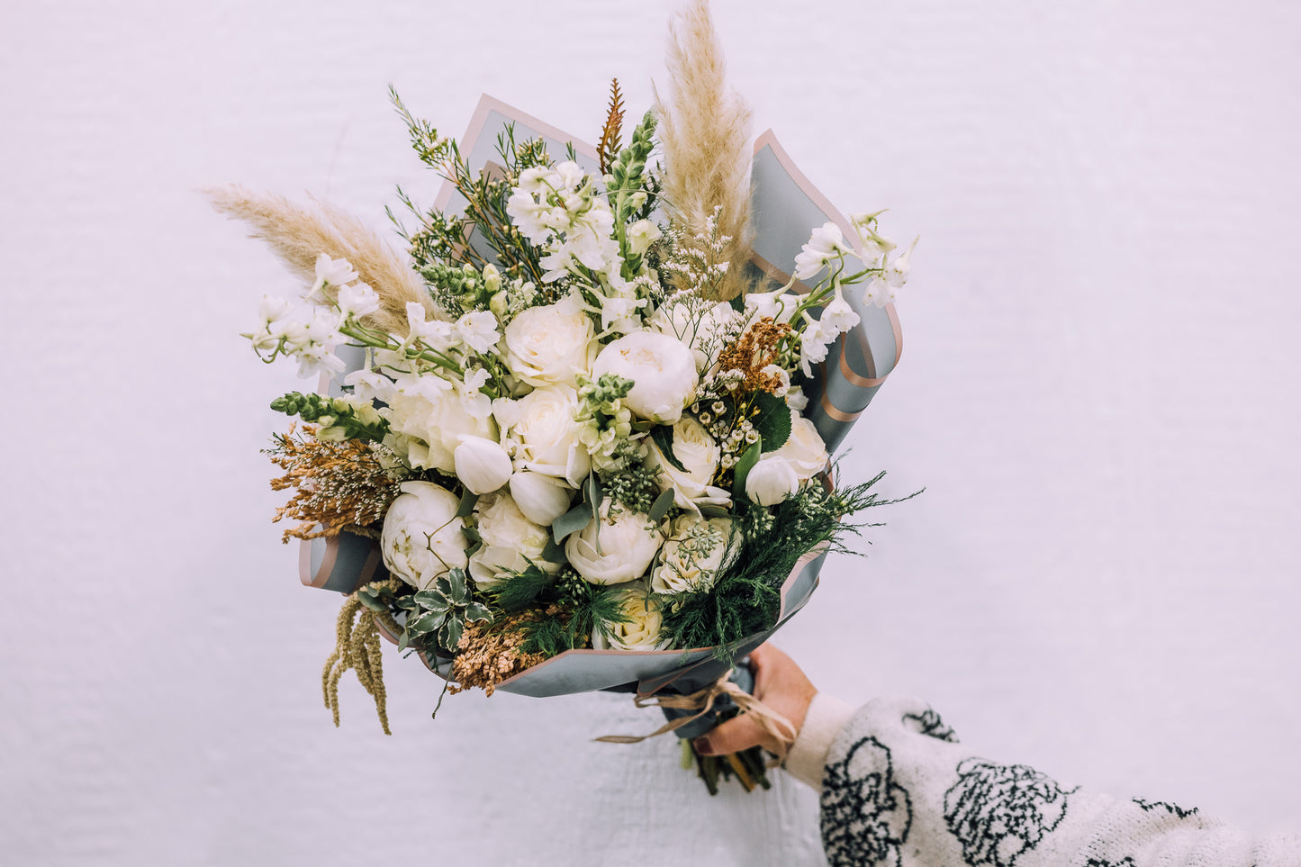 White Sweetheart Classic - Valentine’s Day Gift Package